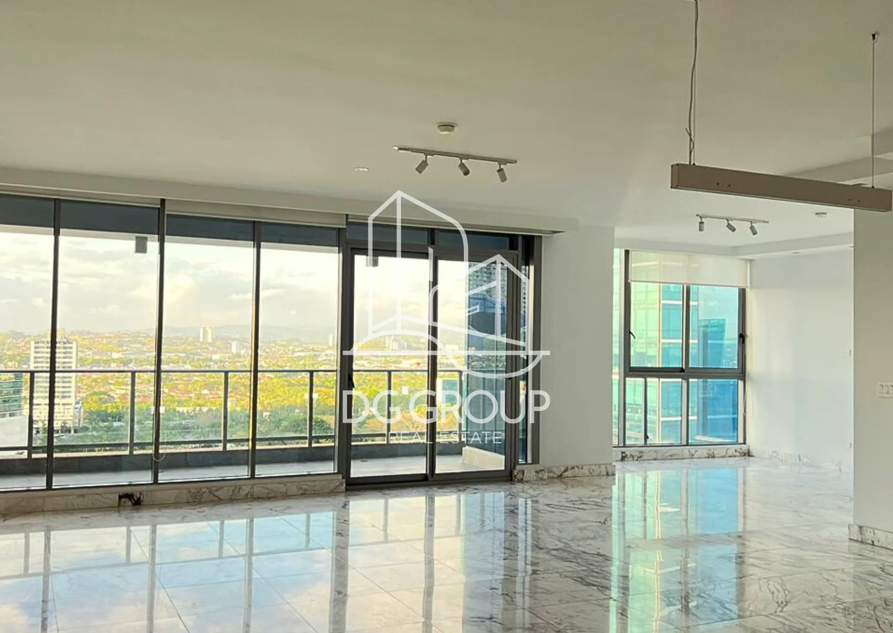 Alquiler con opción a compra apartamento en Costa del Este PH Regalía en Ciudad de Panamá – 270 m², 3 recámaras – foto 4 de 8