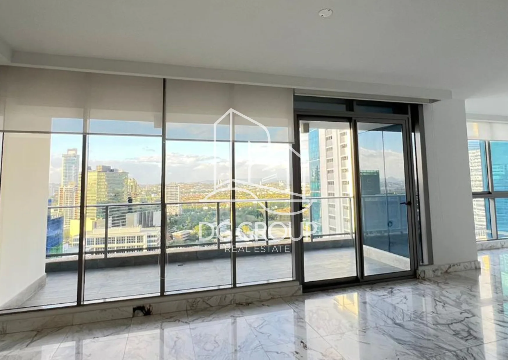 Alquiler con opción a compra apartamento en Costa del Este PH Regalía en Ciudad de Panamá – 270 m², 3 recámaras – foto 5 de 8