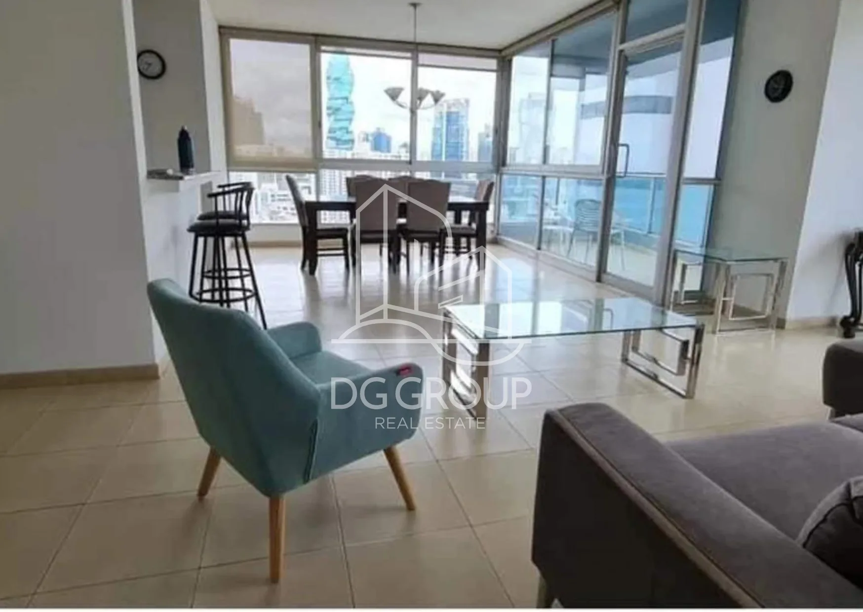 Alquiler de apartamento Avenida Balboa PH Grand Bay en Ciudad de Panamá – 102 m², 1 recámaras – foto 1 de 8