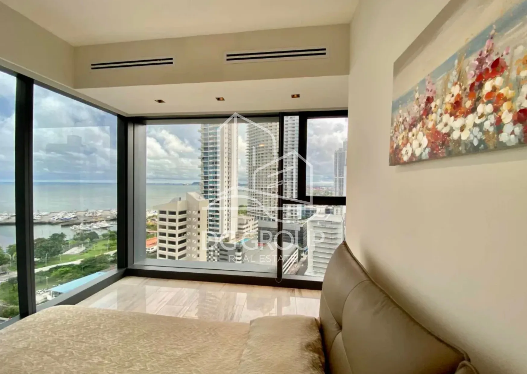 Alquiler de apartamento en Avenida Balboa  en Ciudad de Panamá – 109 m², 2 recámaras – foto 5 de 8