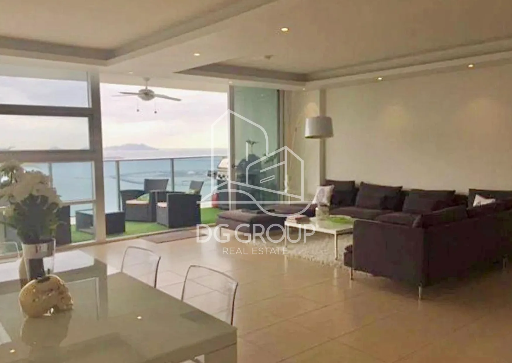 Alquiler de apartamento en Avenida Balboa  en Ciudad de Panamá – 275 m², 3 recámaras – foto 4 de 8