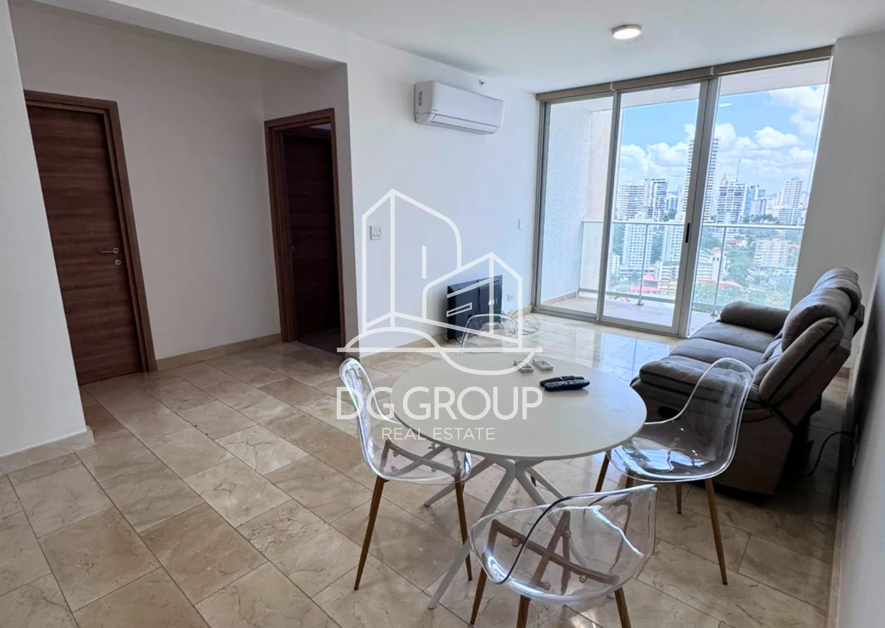 Alquiler de apartamento en Avenida Balboa PH Dynasty en Ciudad de Panamá – 98 m², 2 recámaras – foto 7 de 8