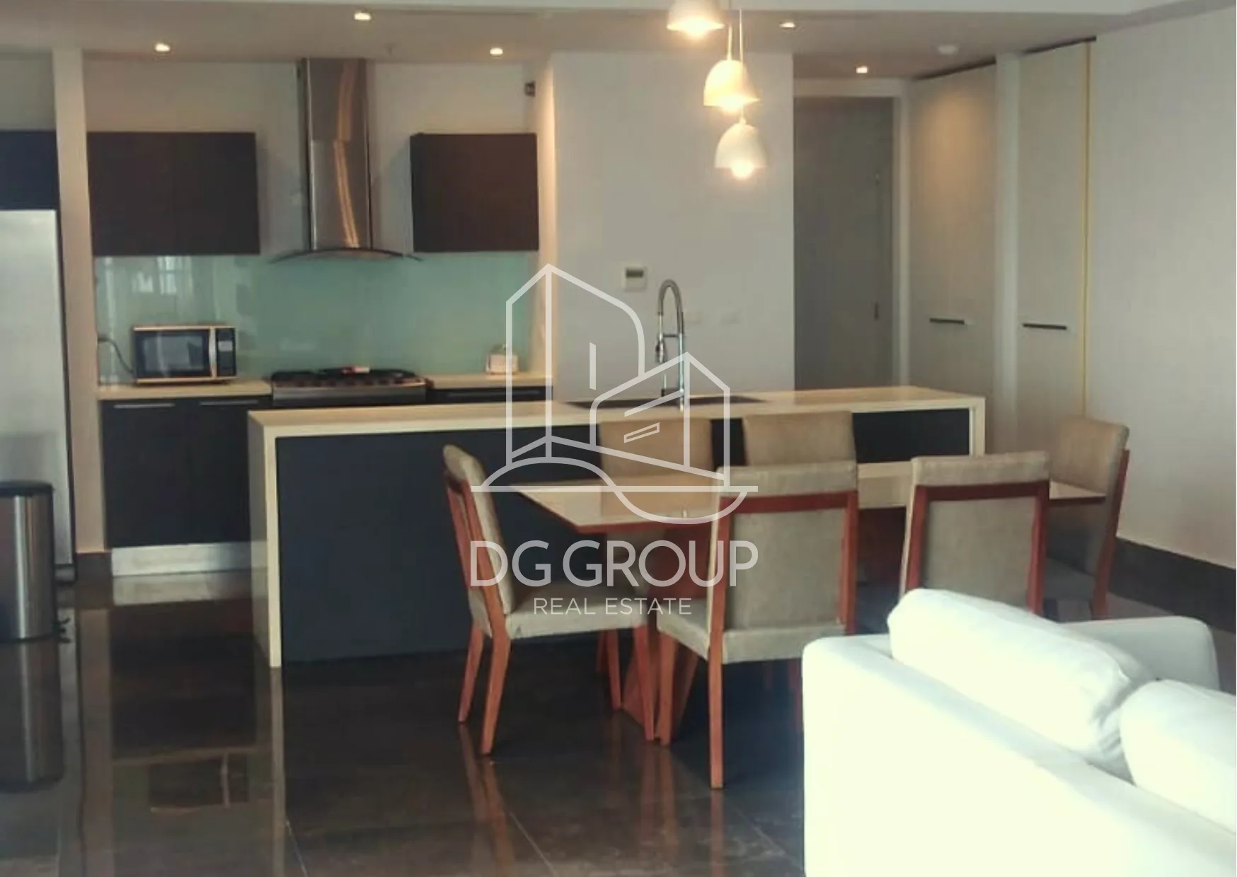 Alquiler de apartamento en Avenida Balboa PH Yoo Panamá en Ciudad de Panamá – 160 m², 2 recámaras – foto 2 de 8
