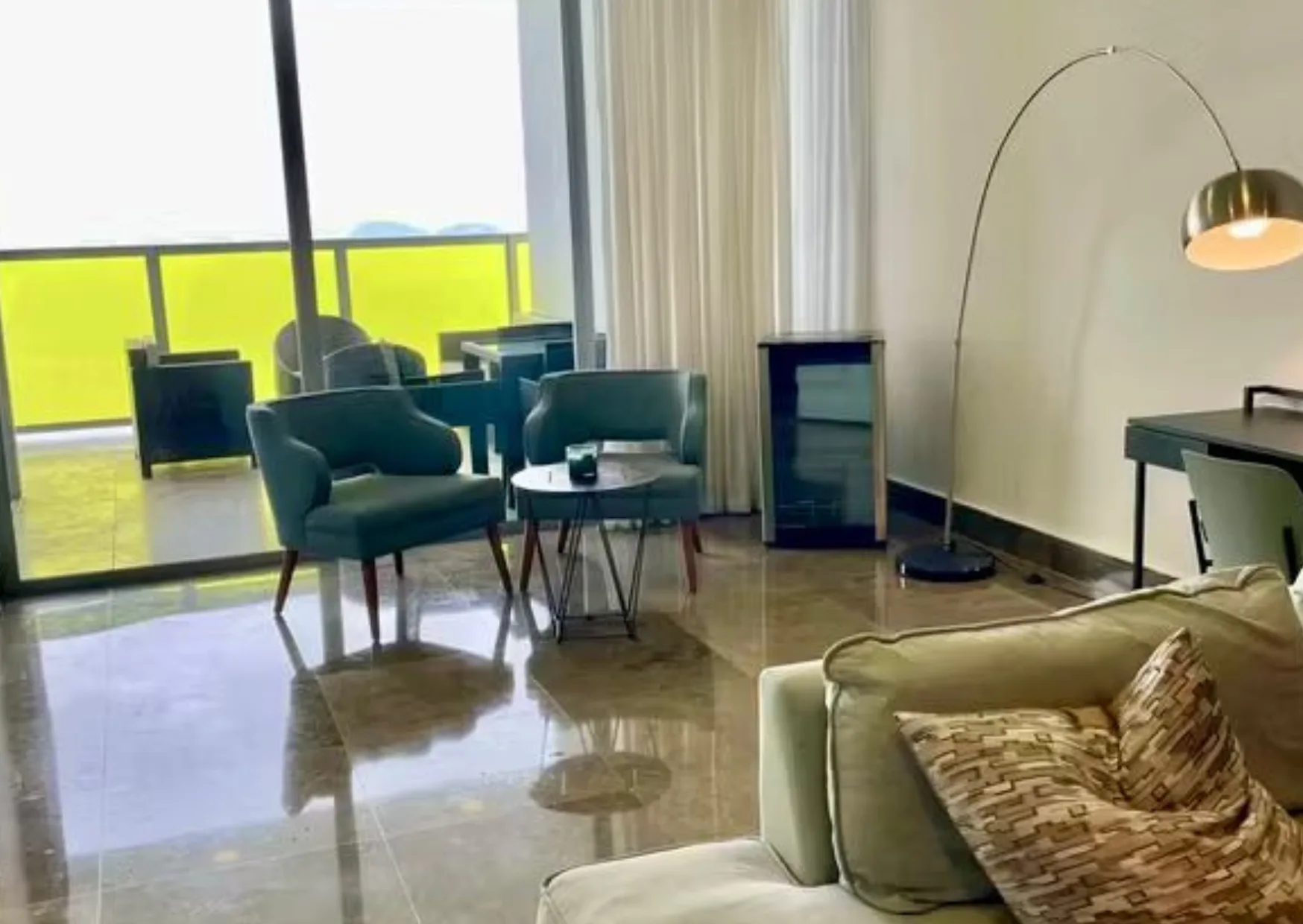 Alquiler de apartamento en Avenida Balboa PH Yoo Panamá en Ciudad de Panamá – 167 m², 2 recámaras – foto 4 de 8