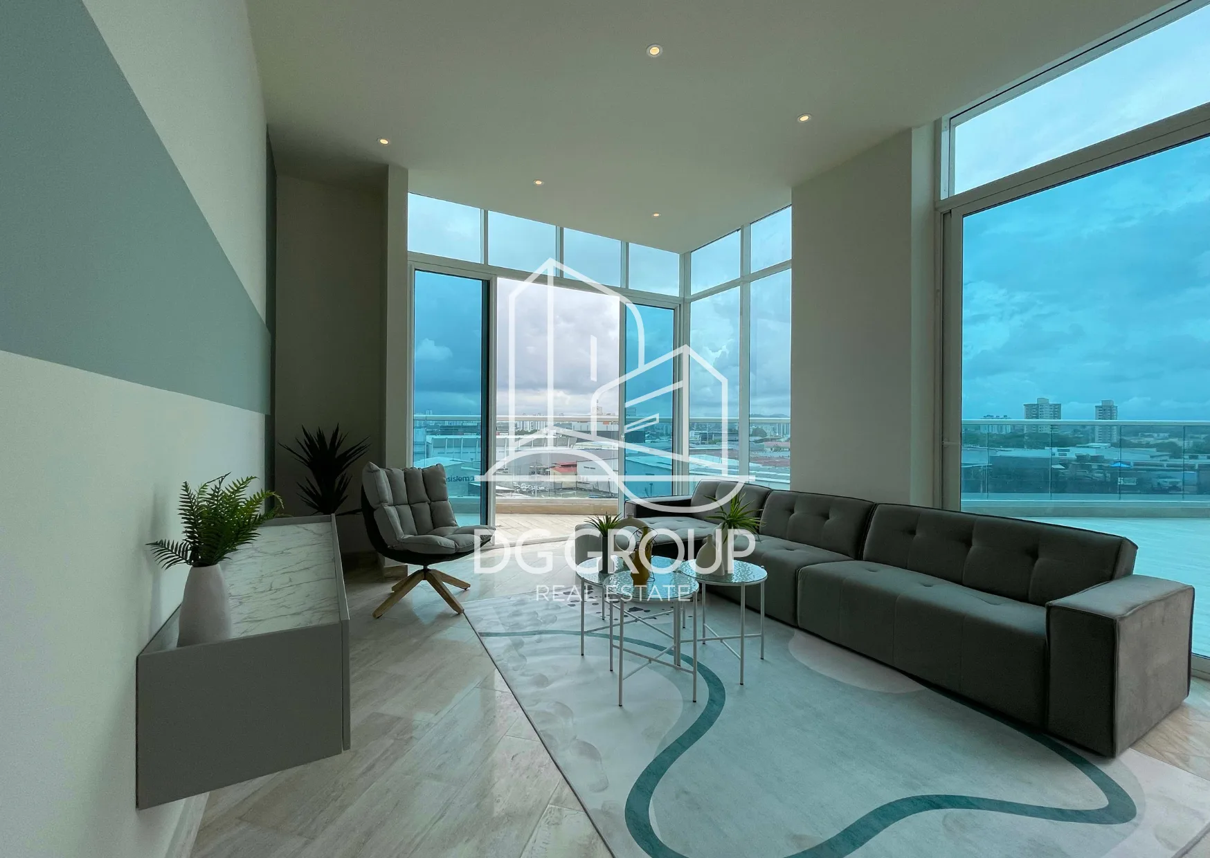 Alquiler de apartamento en Costa del Este PH The Regent en Ciudad de Panamá – 420 m², 3 recámaras – foto 1 de 8