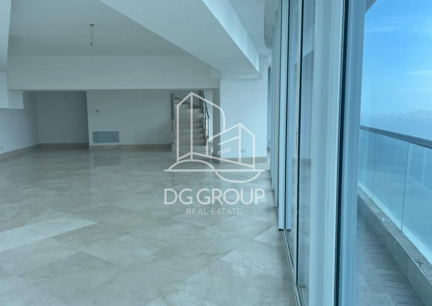 Apartment for Rent in Punta Paitilla, PH The Point in Ciudad de Panamá – 822 m², 6 bedrooms – photo 2 of 8