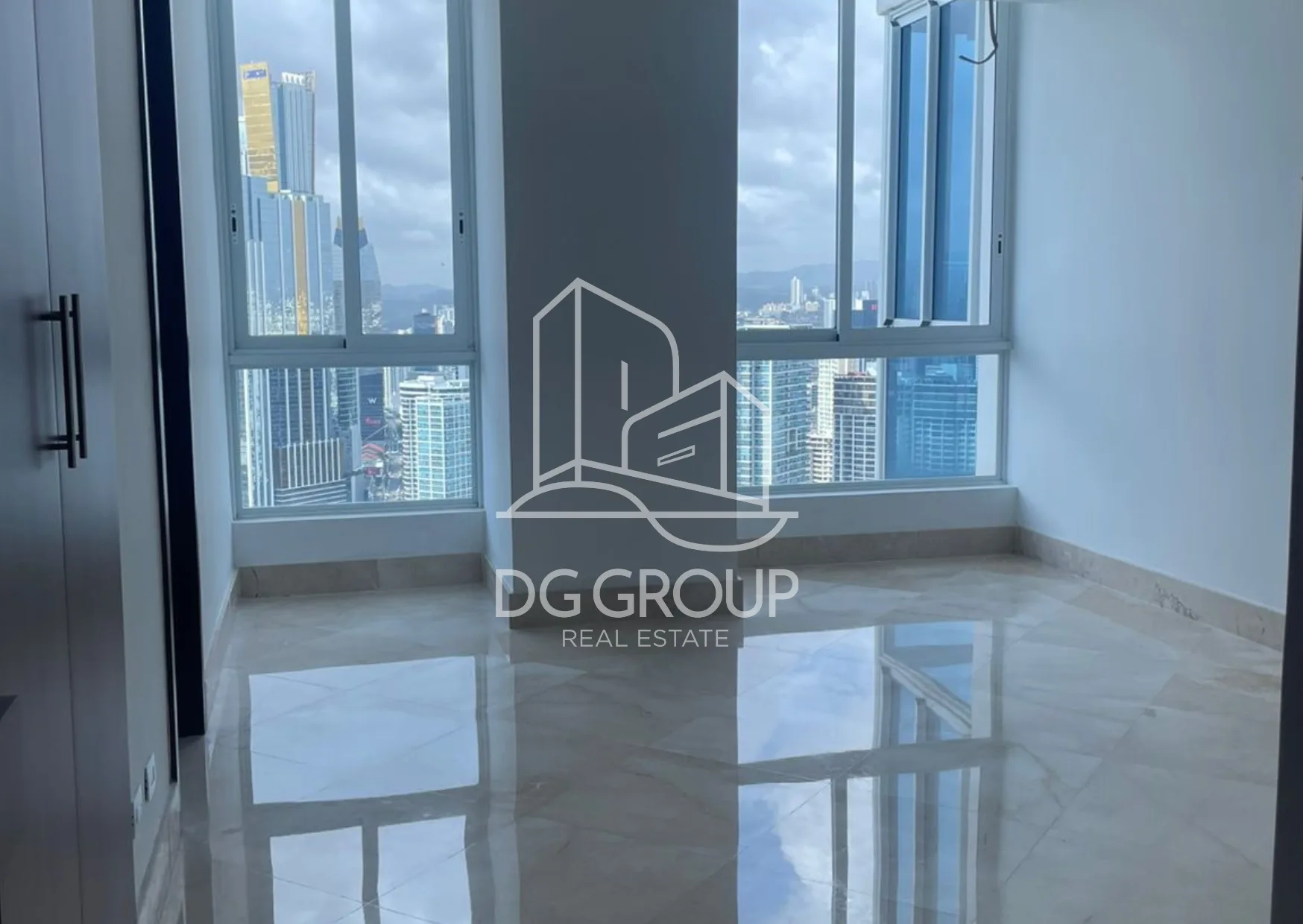 Apartment for Rent in Punta Paitilla, PH The Point in Ciudad de Panamá – 822 m², 6 bedrooms – photo 6 of 8