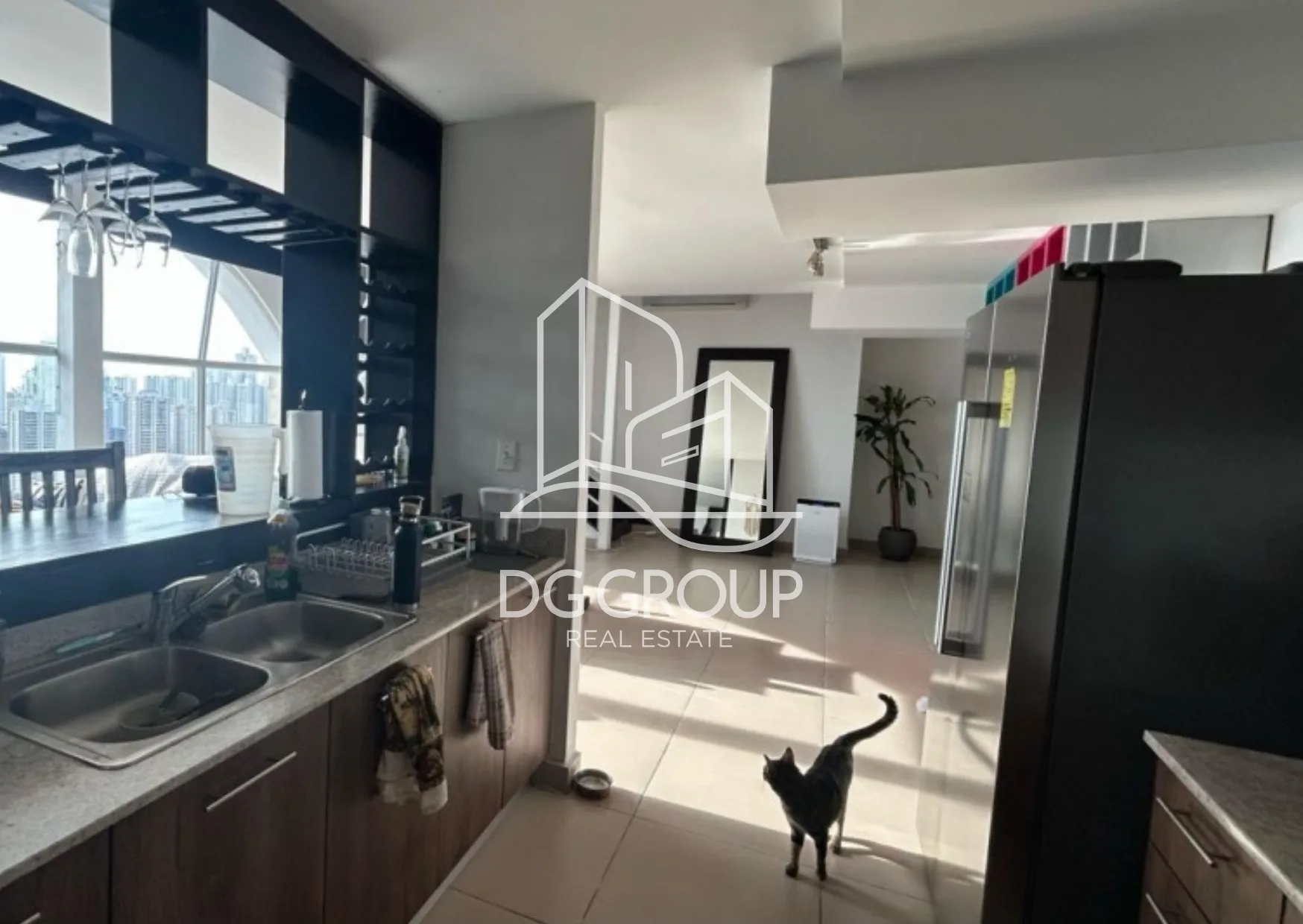 Alquiler de Apartamento PH Emporium Tower  en Ciudad de Panamá – 110 m², 1 recámaras – foto 4 de 8