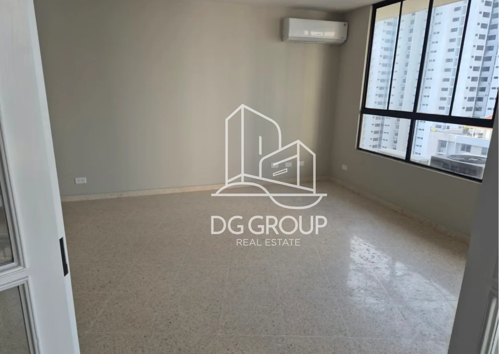 Alquiler de Apartamento PH Vista Bella Plaza en Ciudad de Panamá – 270 m², 3 recámaras – foto 5 de 8