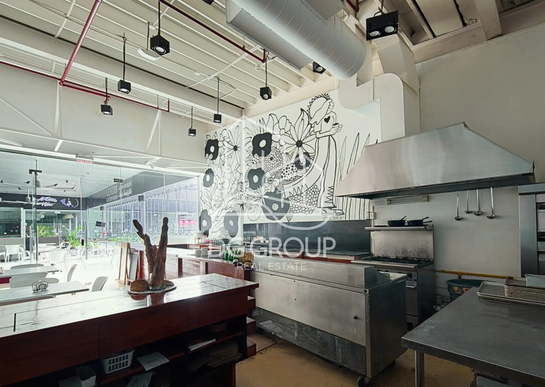 Alquiler de local comercial en Avenida Balboa en Ciudad de Panamá – 147 m² – foto 4 de 8