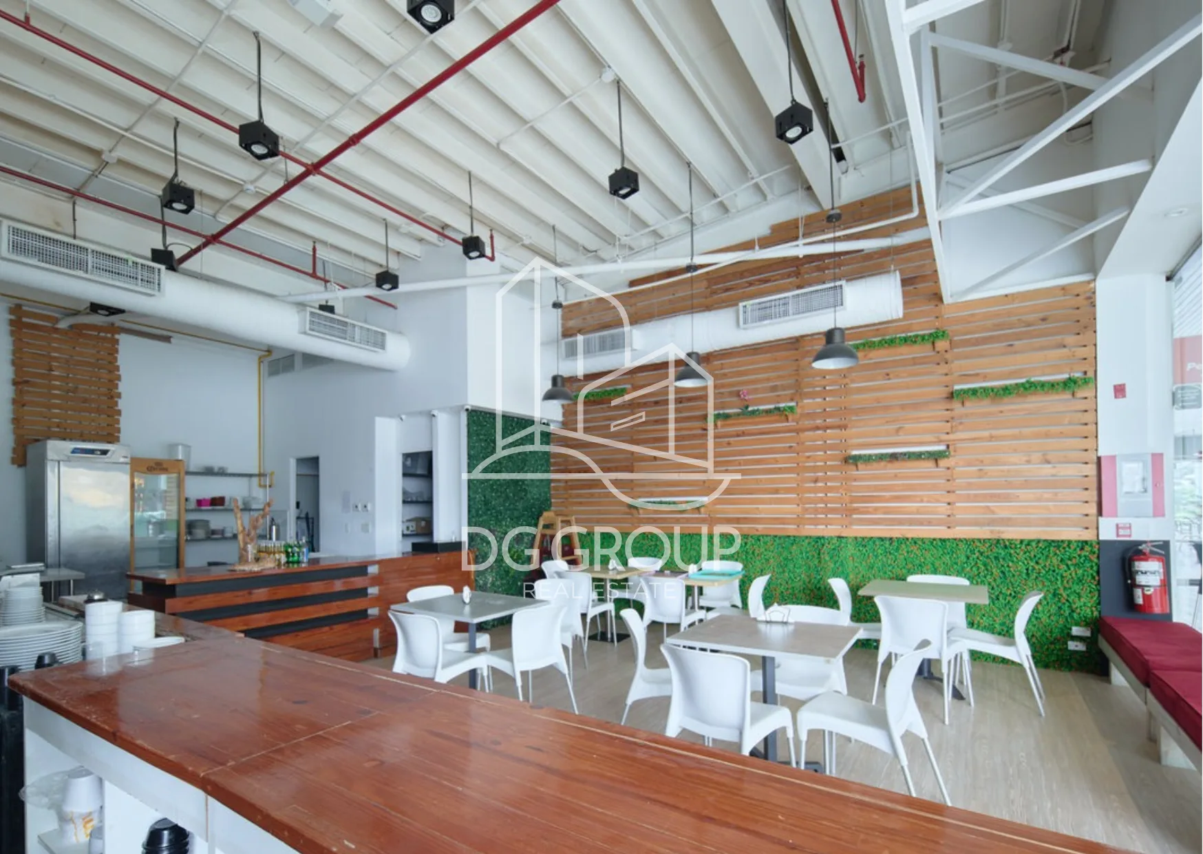 Alquiler de local comercial en Avenida Balboa en Ciudad de Panamá – 147 m² – foto 6 de 8