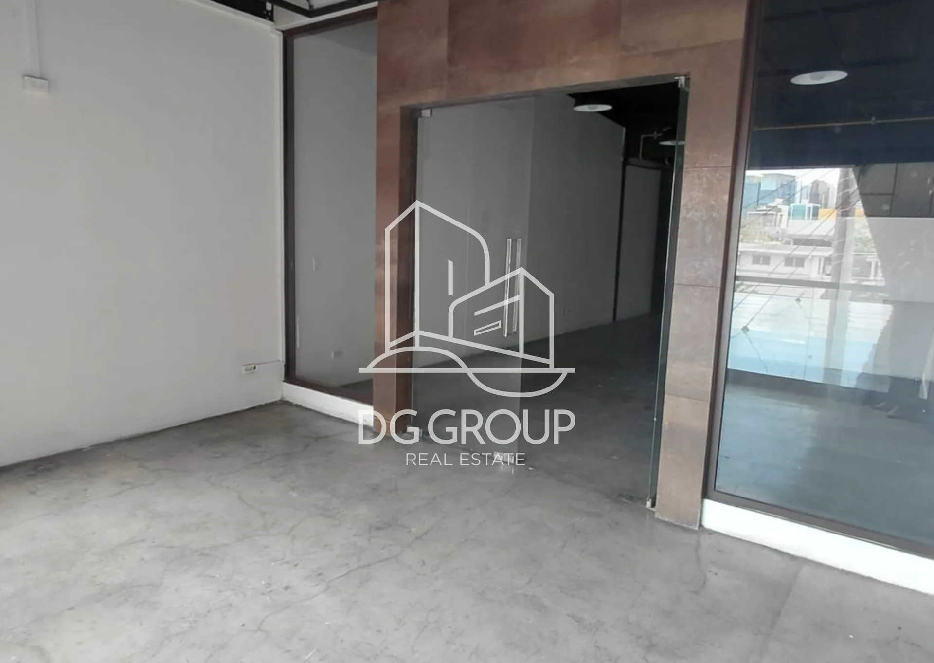 Alquiler de local comercial en San Francisco en Ciudad de Panamá – 120 m² – foto 2 de 8