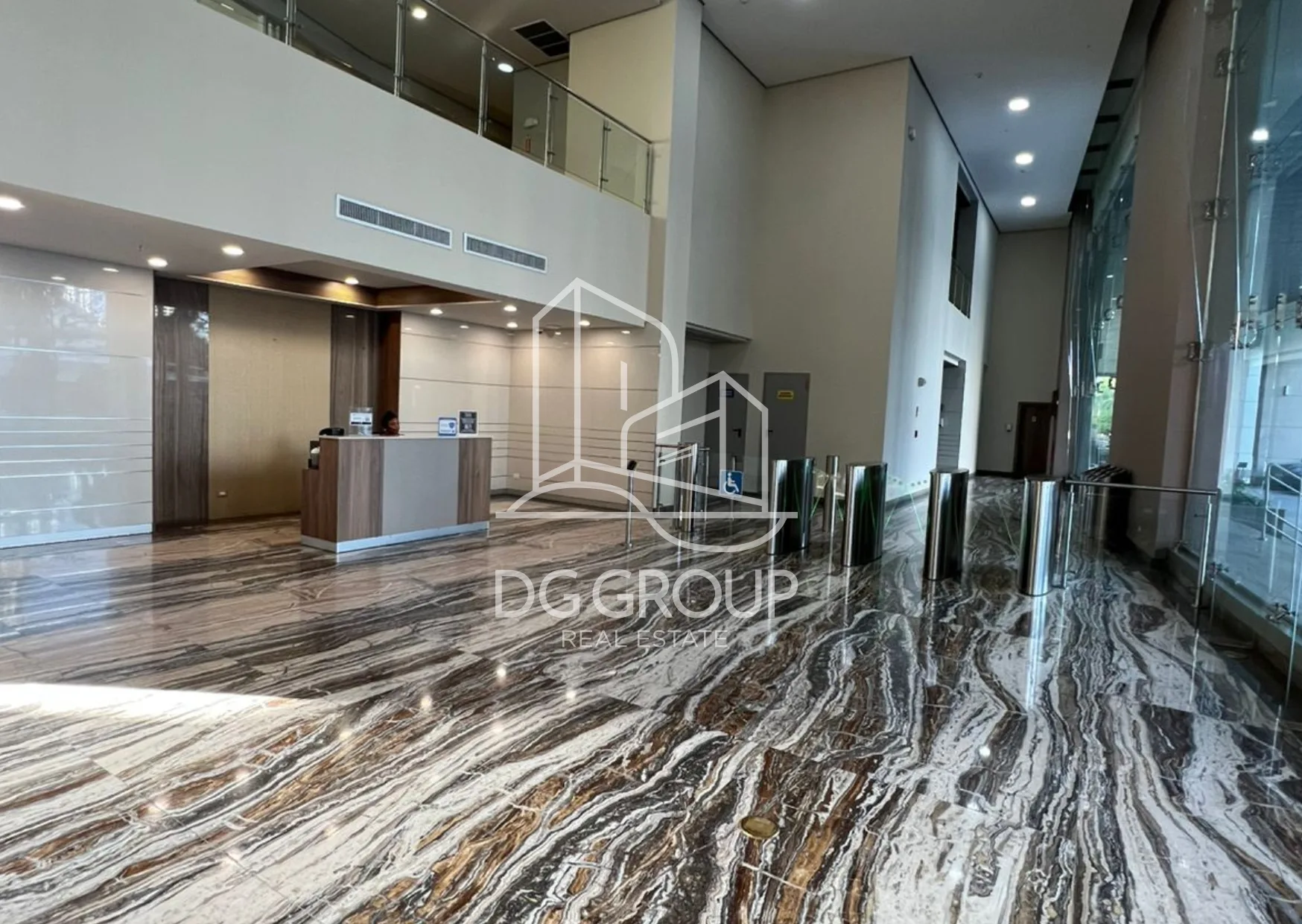 Alquiler de local en Costa del Este Plaza del Este en Ciudad de Panamá – 325 m² – foto 1 de 8