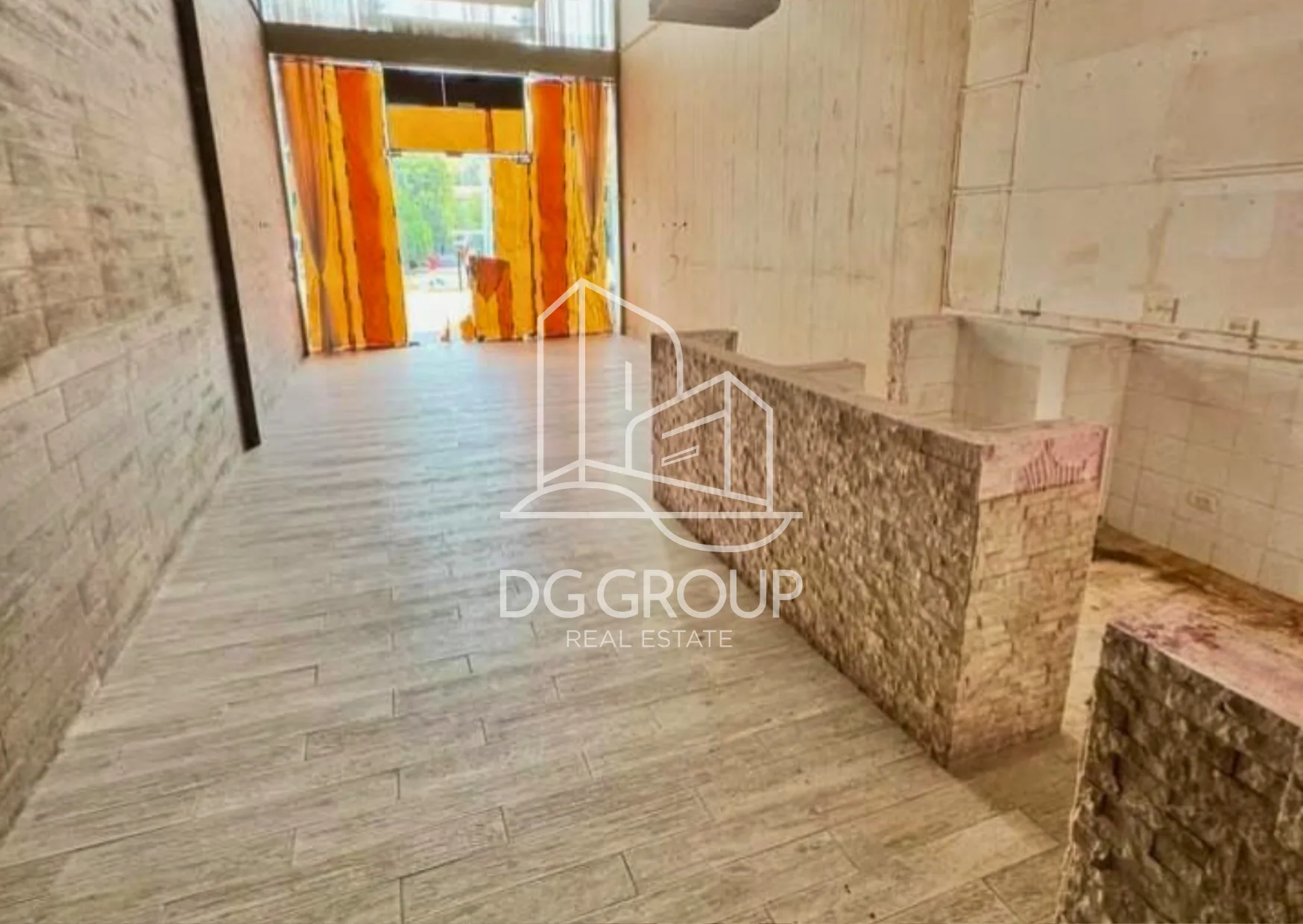 Alquiler de local en Obarrio en Ciudad de Panamá – 194 m² – foto 6 de 8