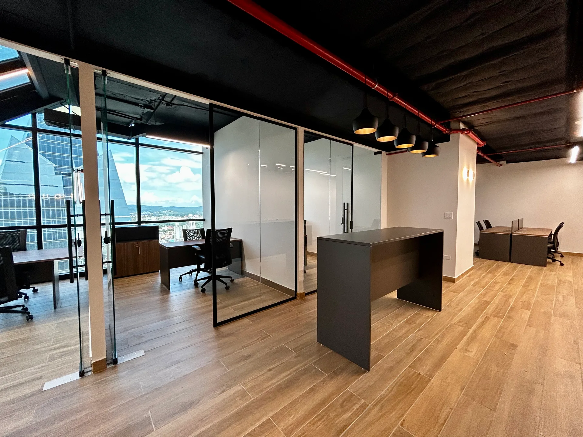 Alquiler de oficina Calle 50 Towers Financial Center  en Ciudad de Panamá – 154 m² – foto 3 de 8