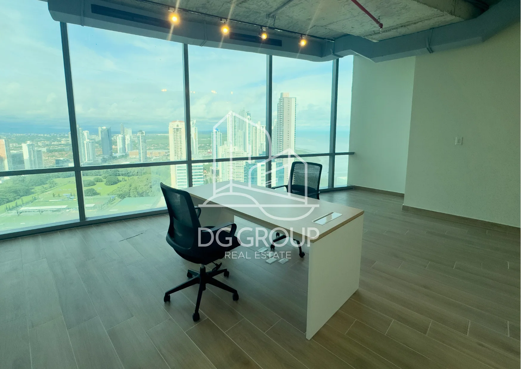 Office for Rent at Costa del Este Financial Park in Ciudad de Panamá – 154 m² – photo 4 of 8