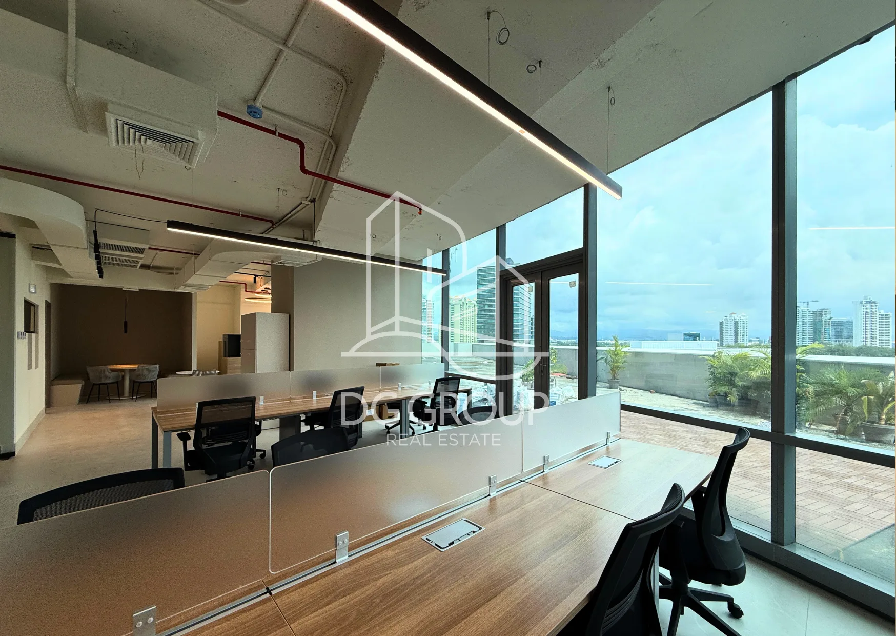 Alquiler de oficina en Costa del Este PH Financial Park en Ciudad de Panamá – 258 m² – foto 8 de 8