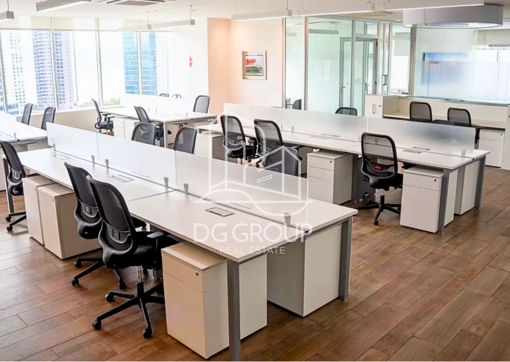 Alquiler de oficina en Costa del Este Plaza del Este en Ciudad de Panamá – 340 m² – foto 1 de 8