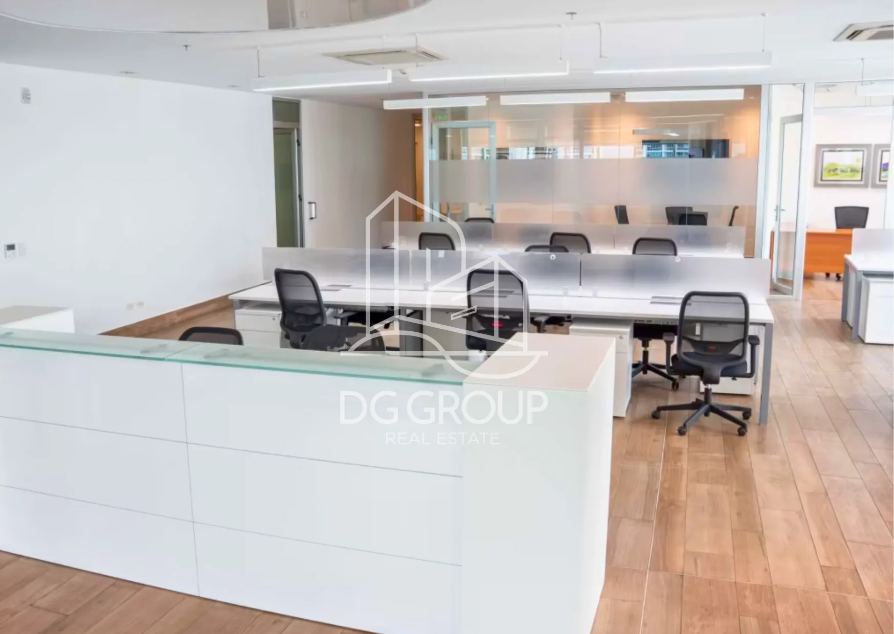 Alquiler de oficina en Costa del Este Plaza del Este en Ciudad de Panamá – 340 m² – foto 4 de 8