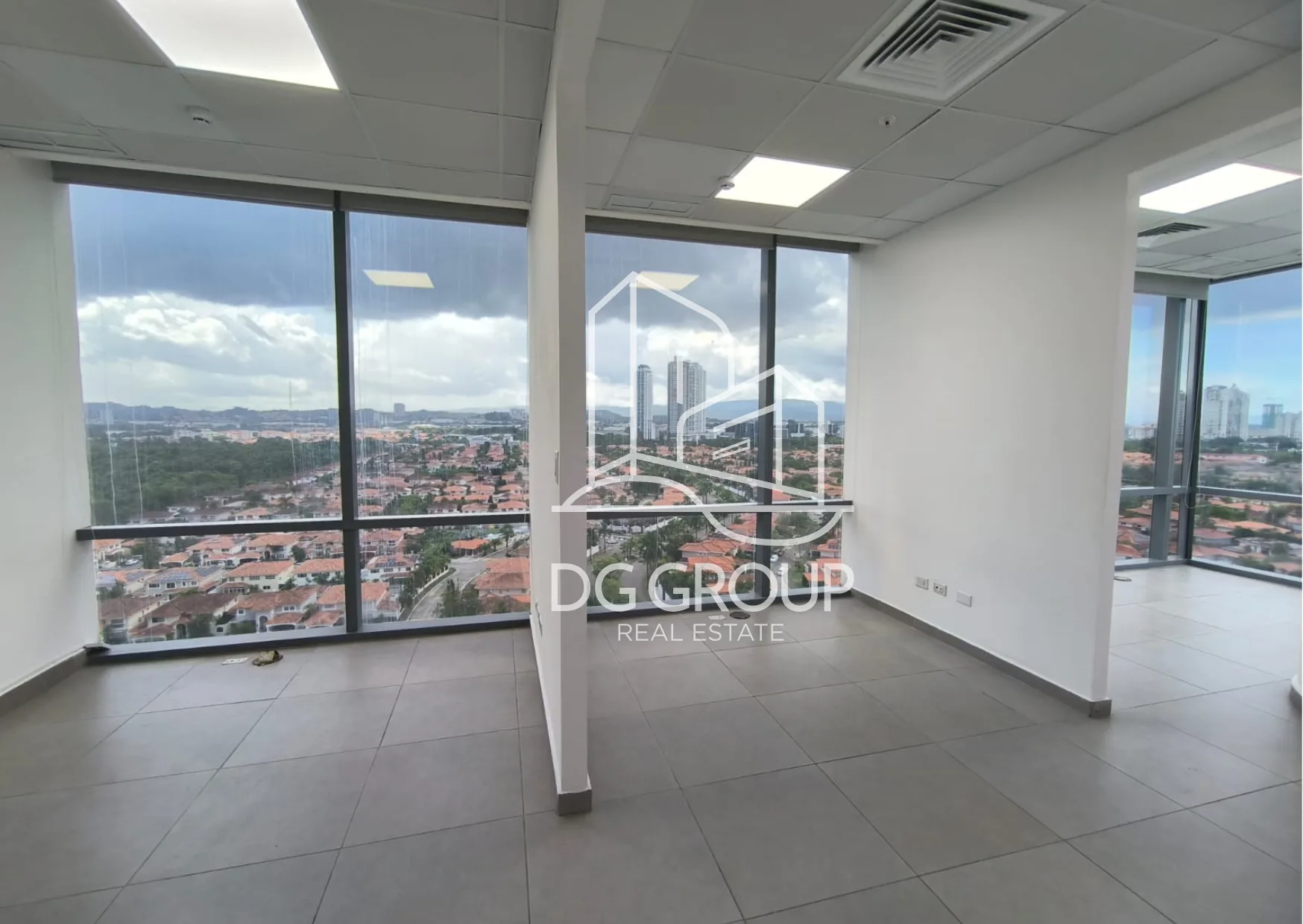 Office for Rent at Torre Times Square in Ciudad de Panamá – 50 m² – photo 4 of 8