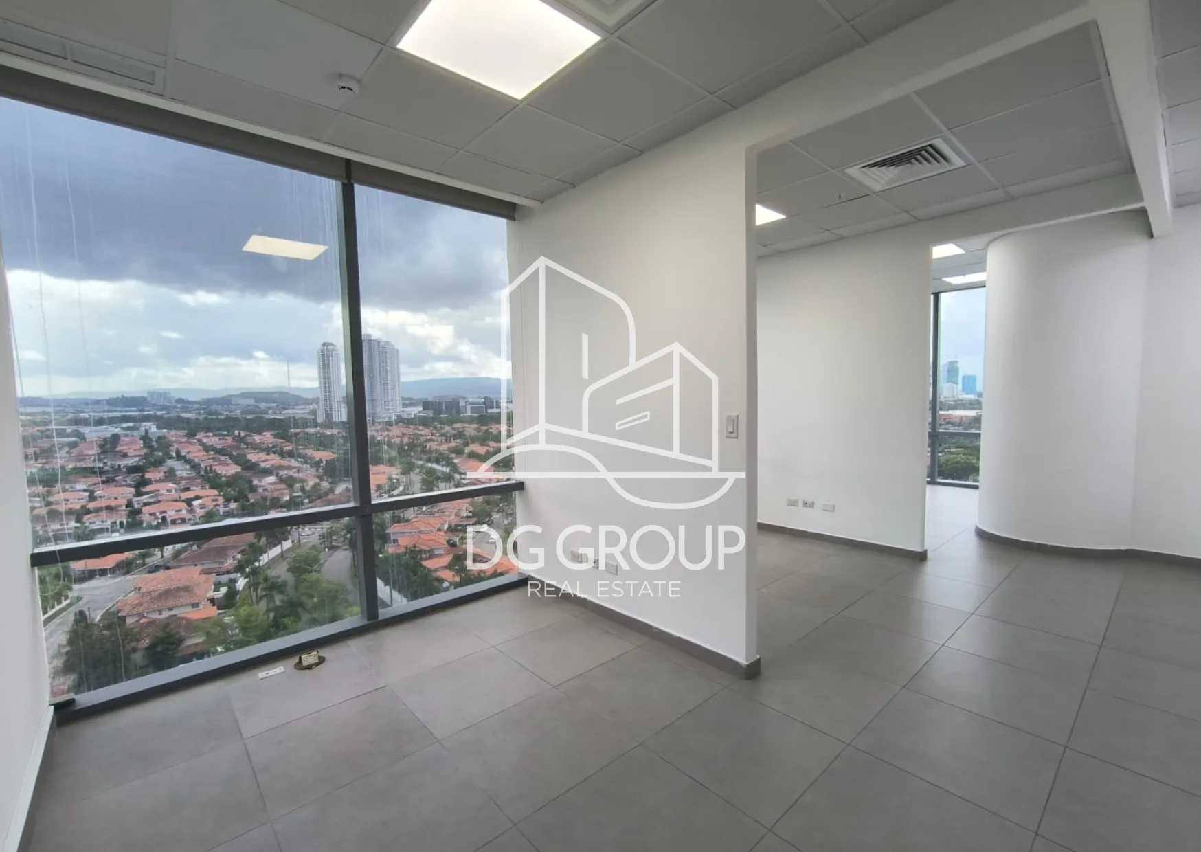 Office for Rent at Torre Times Square in Ciudad de Panamá – 50 m² – photo 7 of 8