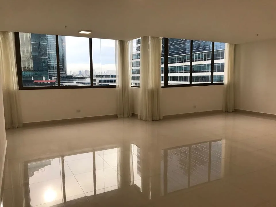 Alquiler y venta de apartamento en Costa del Este Ph Brisa Marina en Juan Díaz – 192 m², 3 recámaras – foto 2 de 8