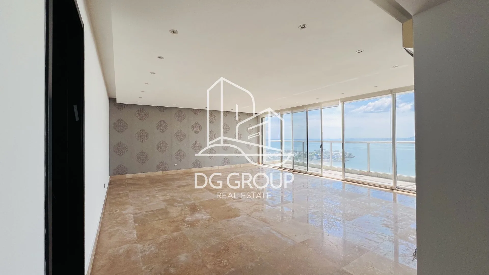 Apartamento Venta Punta Pacífica Q Tower  en Ciudad de Panamá – 370 m² – foto 2 de 5