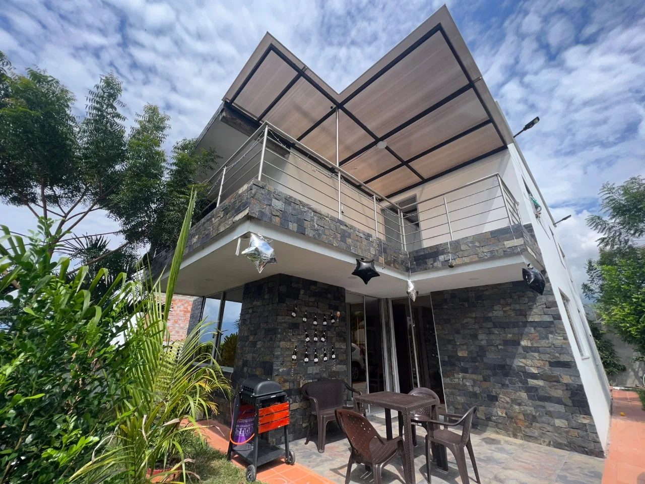 For Sale or Trade: Cabin at Villas de Petran Condominium, Sopetran Antioquia    in Sopetran – 90 m², 4 bedrooms – photo 1 of 8