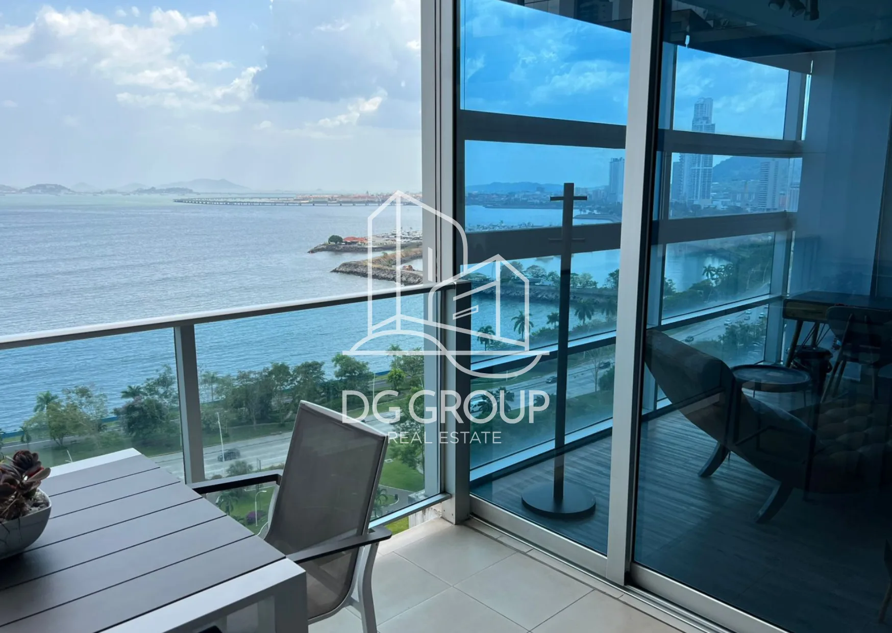 Venta Apartamento en Avenida Balboa en Bella Vista – 1 recámaras – foto 1 de 8