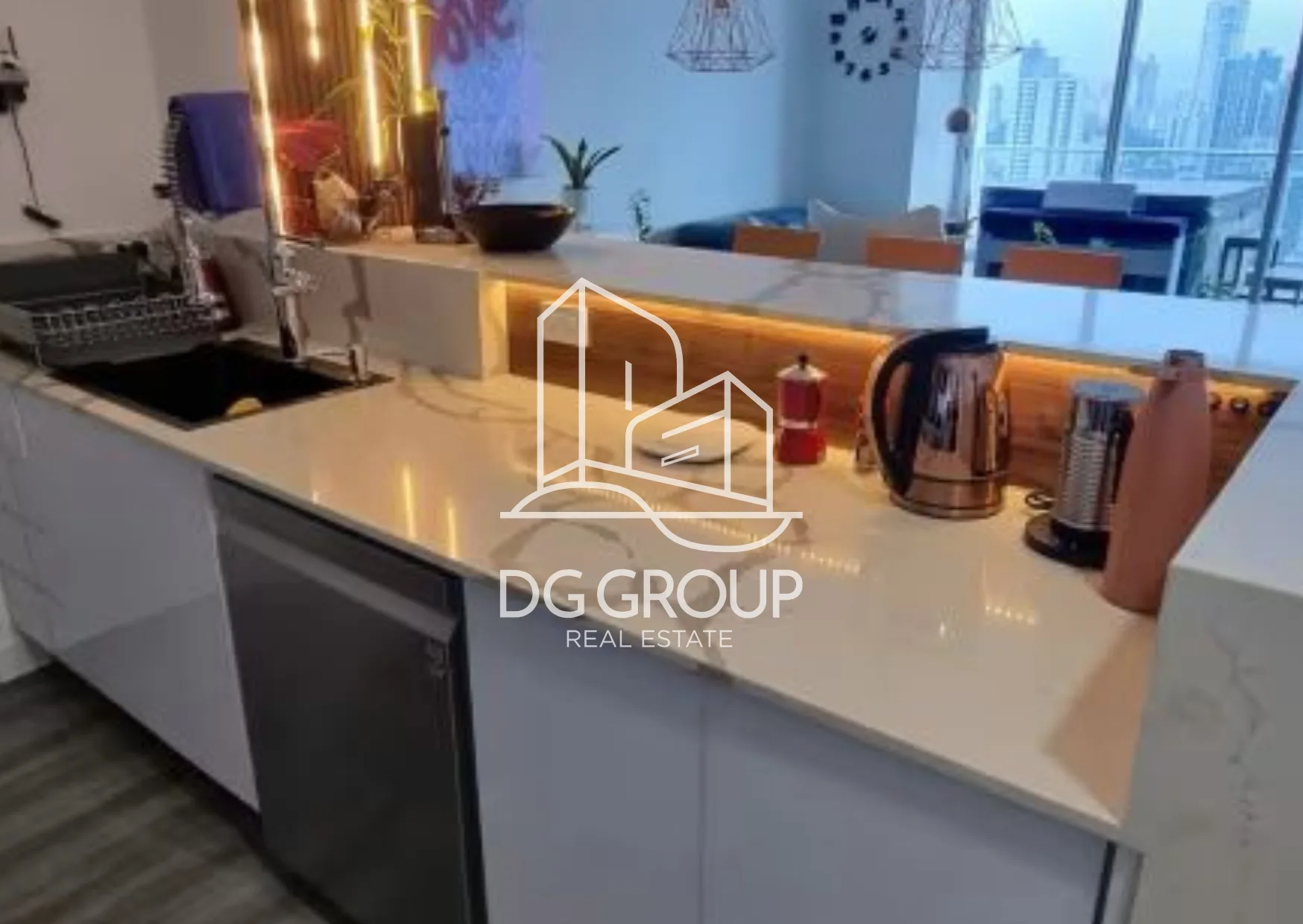 VENTA APARTAMENTO EN AVENIDA BALBOA  en Ciudad de Panamá – 97 m², 1 recámaras – foto 3 de 8