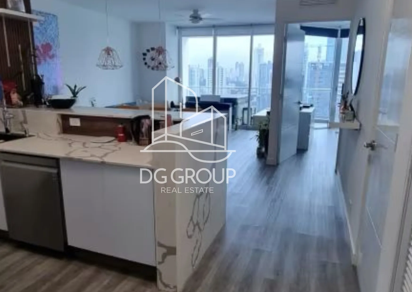 VENTA APARTAMENTO EN AVENIDA BALBOA  en Ciudad de Panamá – 97 m², 1 recámaras – foto 4 de 8