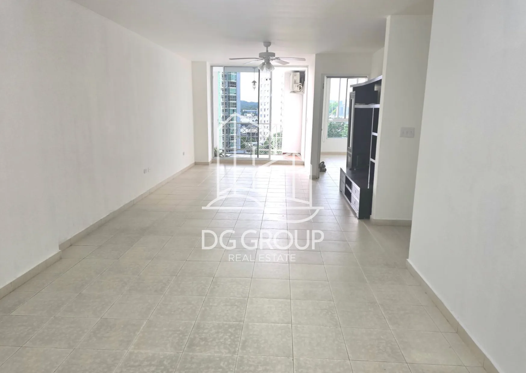 VENTA APARTAMENTO EN VIA ARGENTINA  en Ciudad de Panamá – 123 m², 3 recámaras – foto 3 de 8