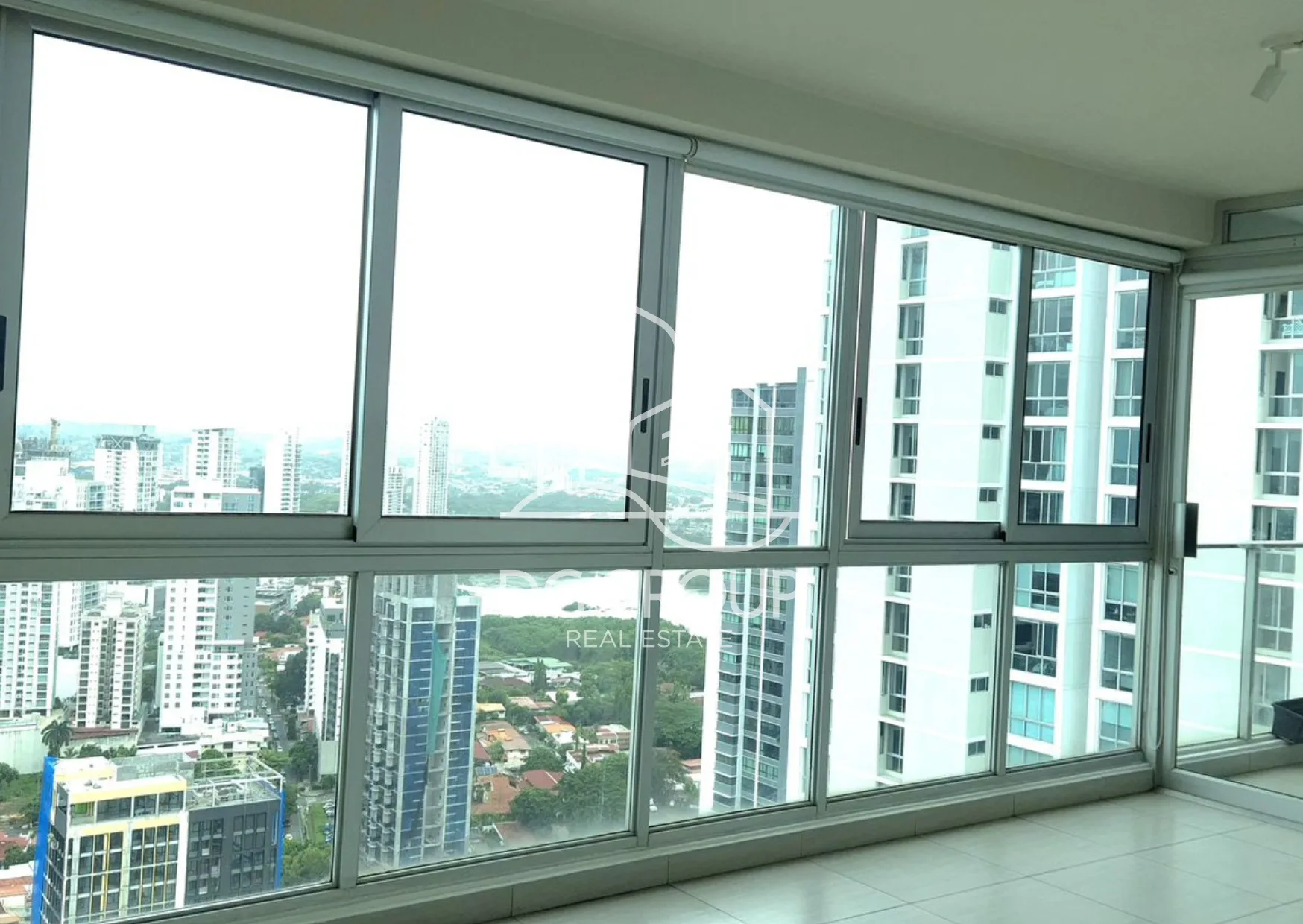 VENTA APARTAMENTO PH LE MARE  en Ciudad de Panamá – 109 m², 1 recámaras – foto 3 de 8