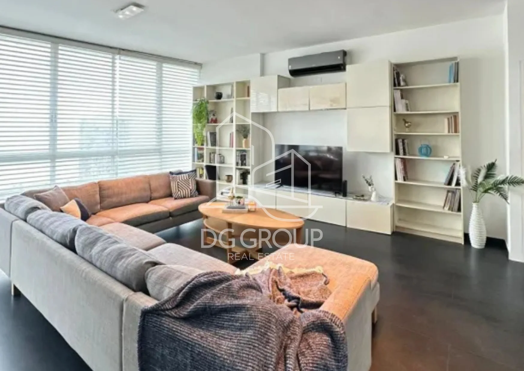 Venta de apartamento amoblado en Avenida Balboa Bella Vista en Ciudad de Panamá – 412.98 m², 3 recámaras – foto 3 de 8