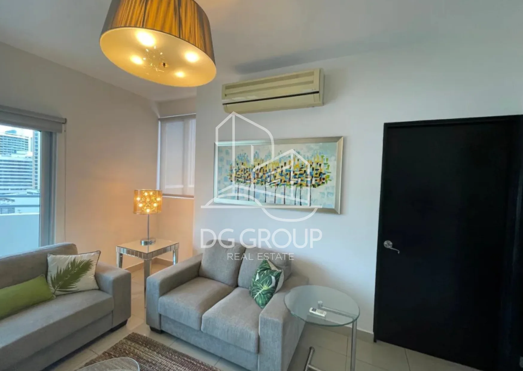 Venta de apartamento amoblado en Obarrio en Ciudad de Panamá – 134 m², 3 recámaras – foto 3 de 8