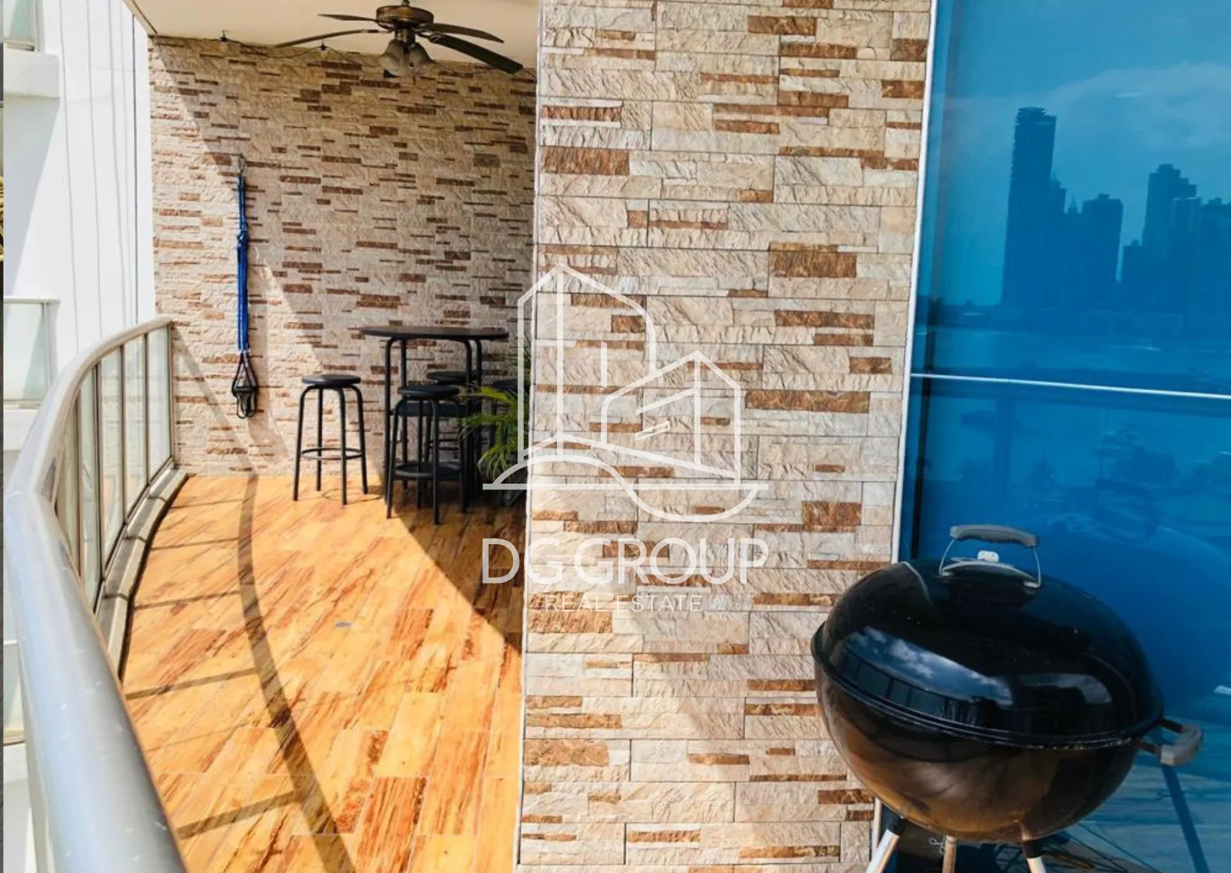 Venta de apartamento en Avenida Balboa PH Sky Residences en Ciudad de Panamá – 178 m², 2 recámaras – foto 2 de 8