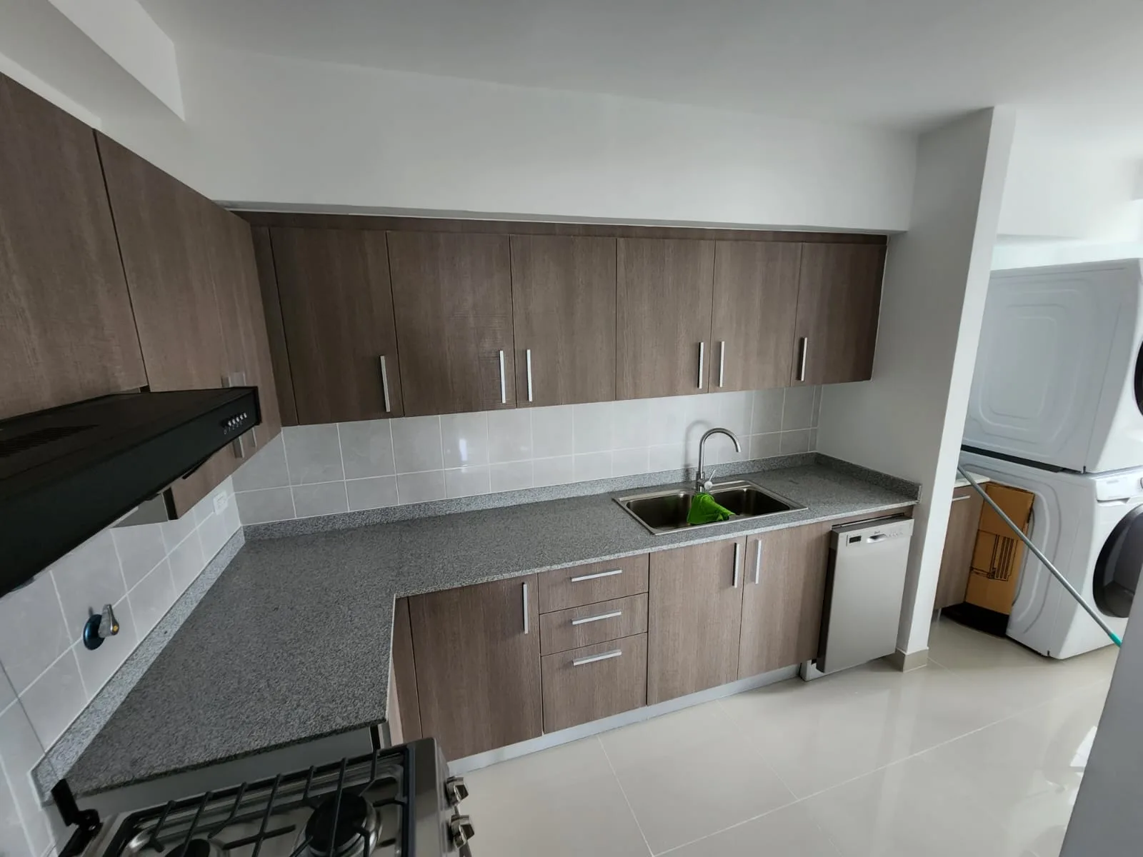 Apartment for Sale in Carrasquilla, PH Residencias del Sol in Ciudad de Panamá – 95 m², 2 bedrooms – photo 3 of 8