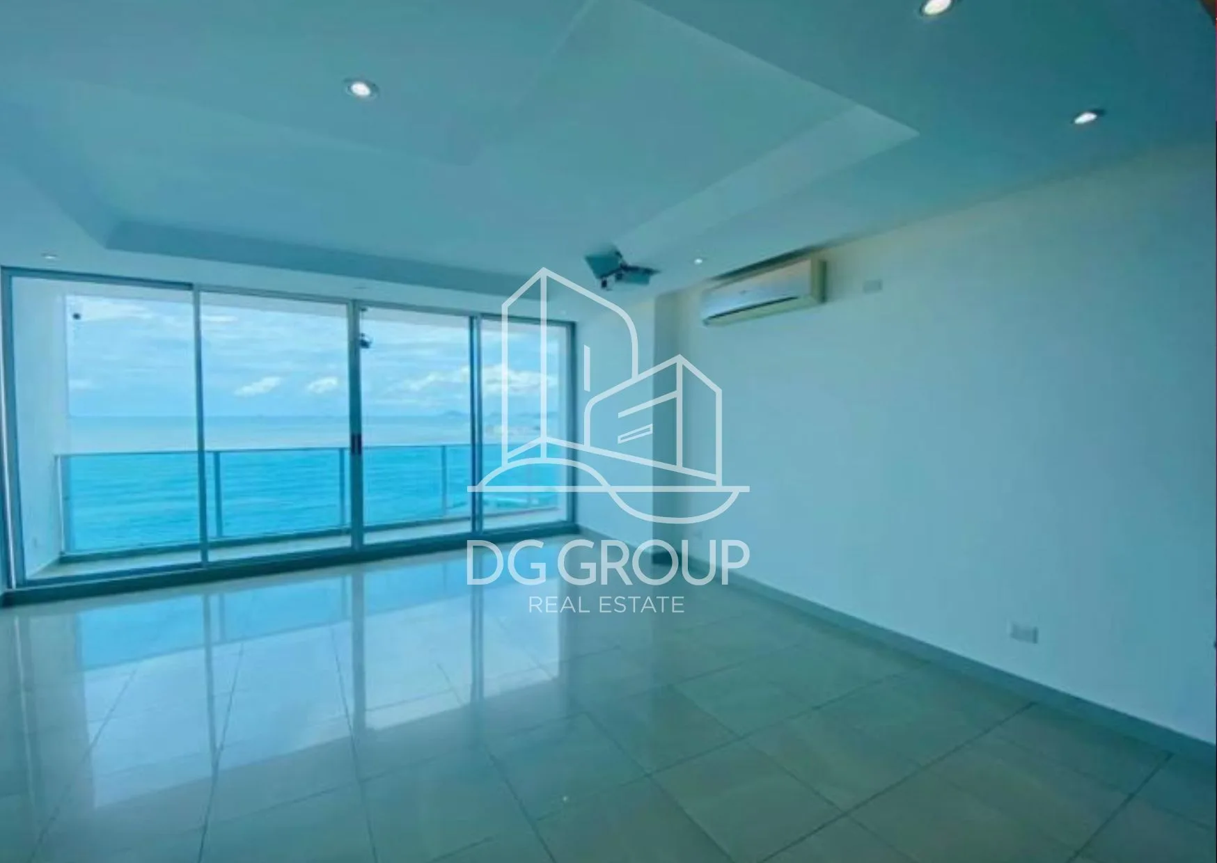 Venta de apartamento en Coco del Mar en Coco del Mar – 140 m², 3 recámaras – foto 1 de 8