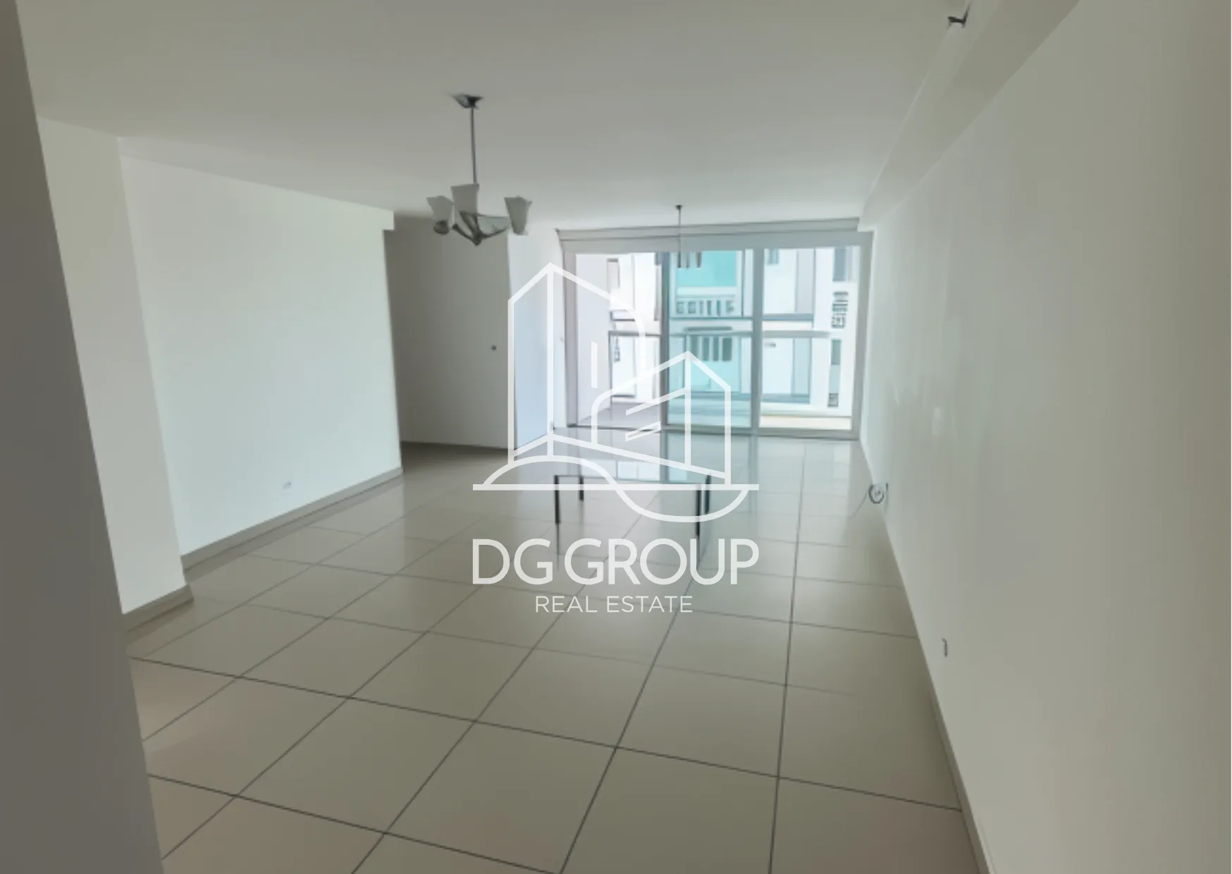 Venta de apartamento en Condado del Rey Kings Park en Ciudad de Panamá – 131 m², 4 recámaras – foto 1 de 8