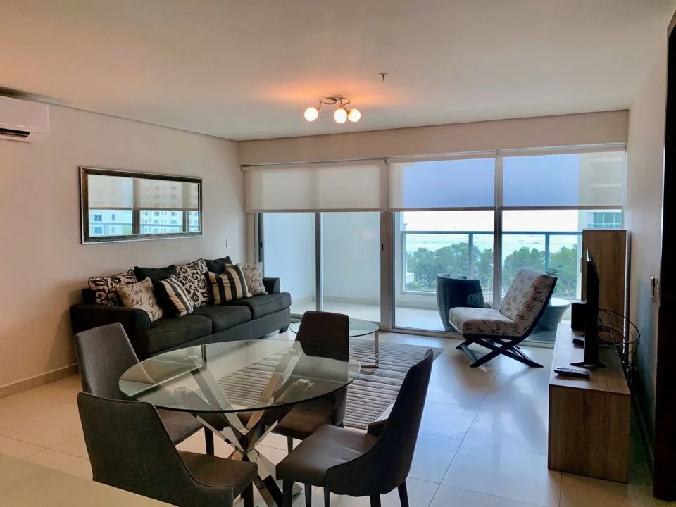 Venta de apartamento en Costa del Este PH Parkside en Ciudad de Panamá – 125 m², 2 recámaras – foto 2 de 8