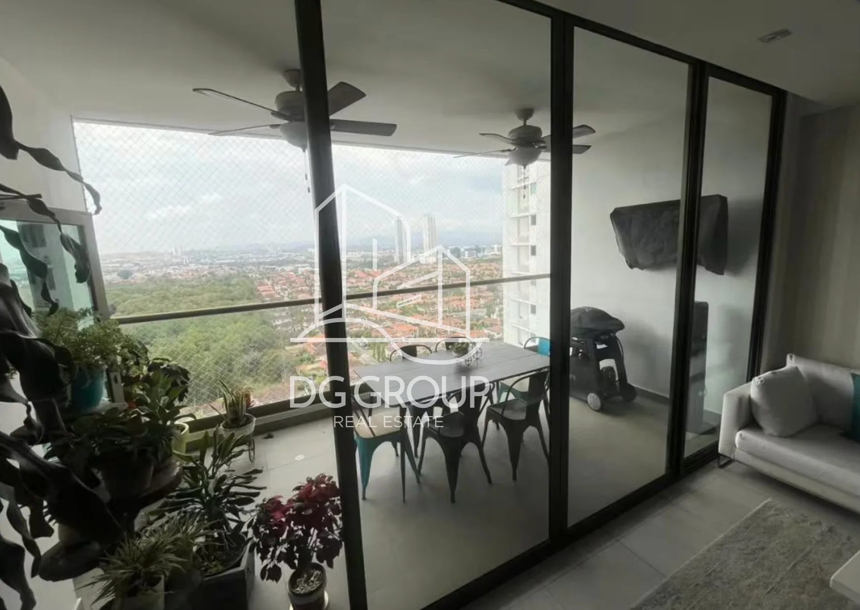 APARTMENT FOR SALE IN COSTA DEL ESTE, PH PARKVIEW in Ciudad de Panamá – 218 m², 3 bedrooms – photo 3 of 8