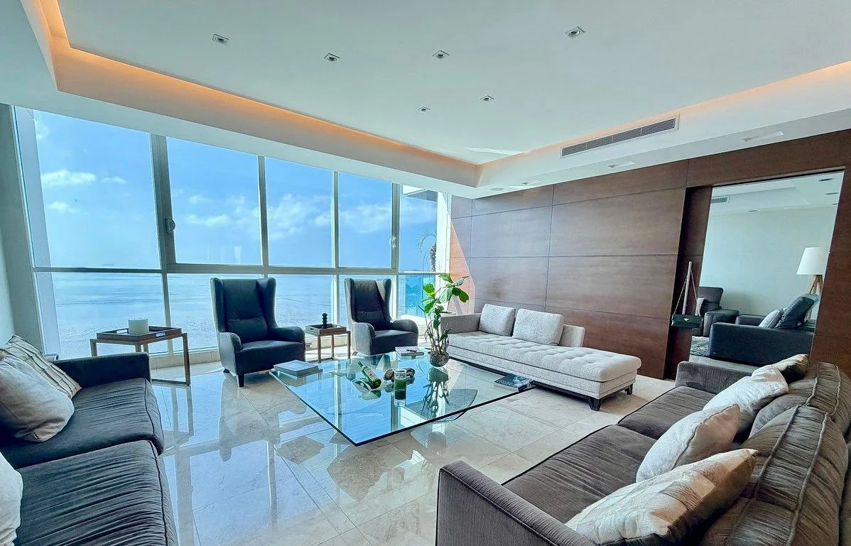 Venta de apartamento en Costa del Este PH Vitri en Ciudad de Panamá – 387 m², 3 recámaras – foto 1 de 8