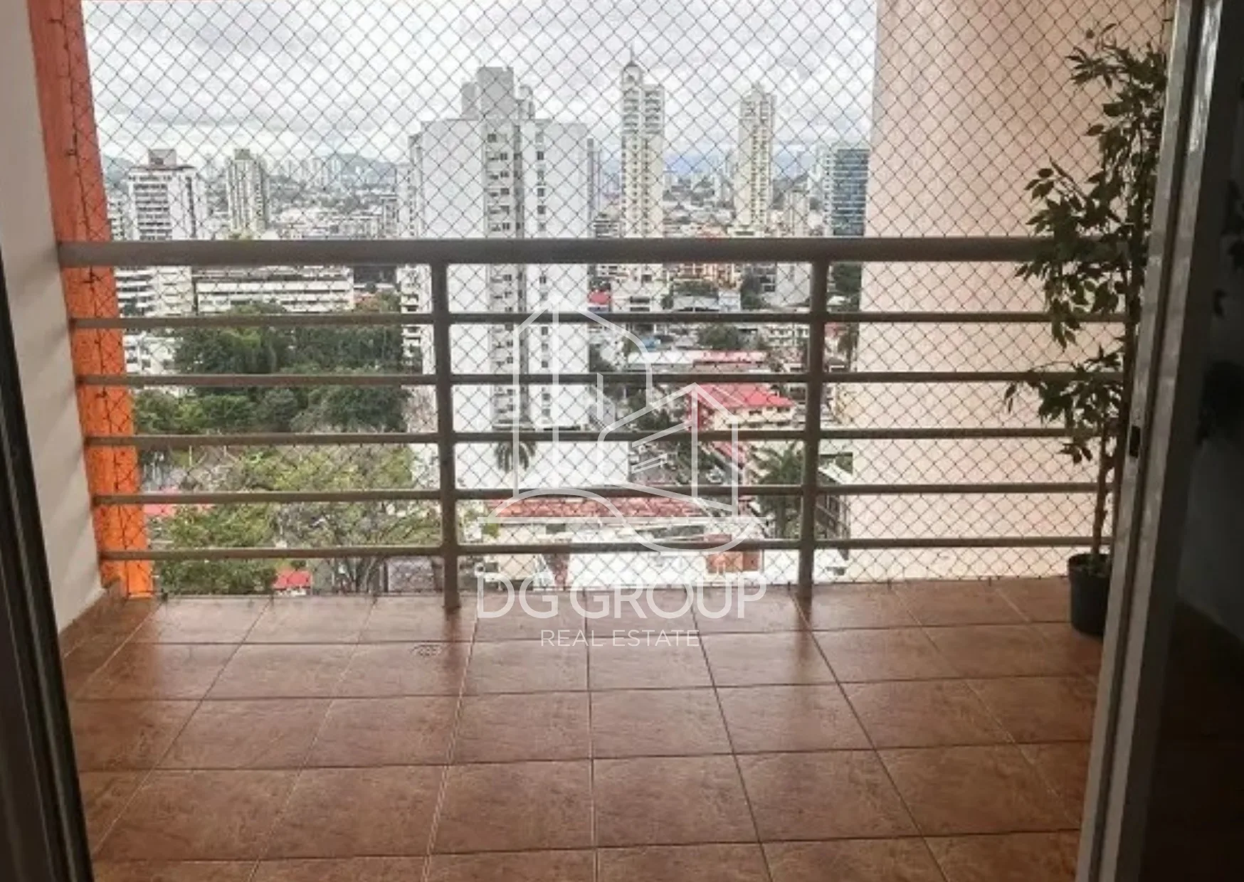 Apartment for Sale in El Cangrejo, PH Mandalay in Ciudad de Panamá – 120 m², 3 bedrooms – photo 8 of 8