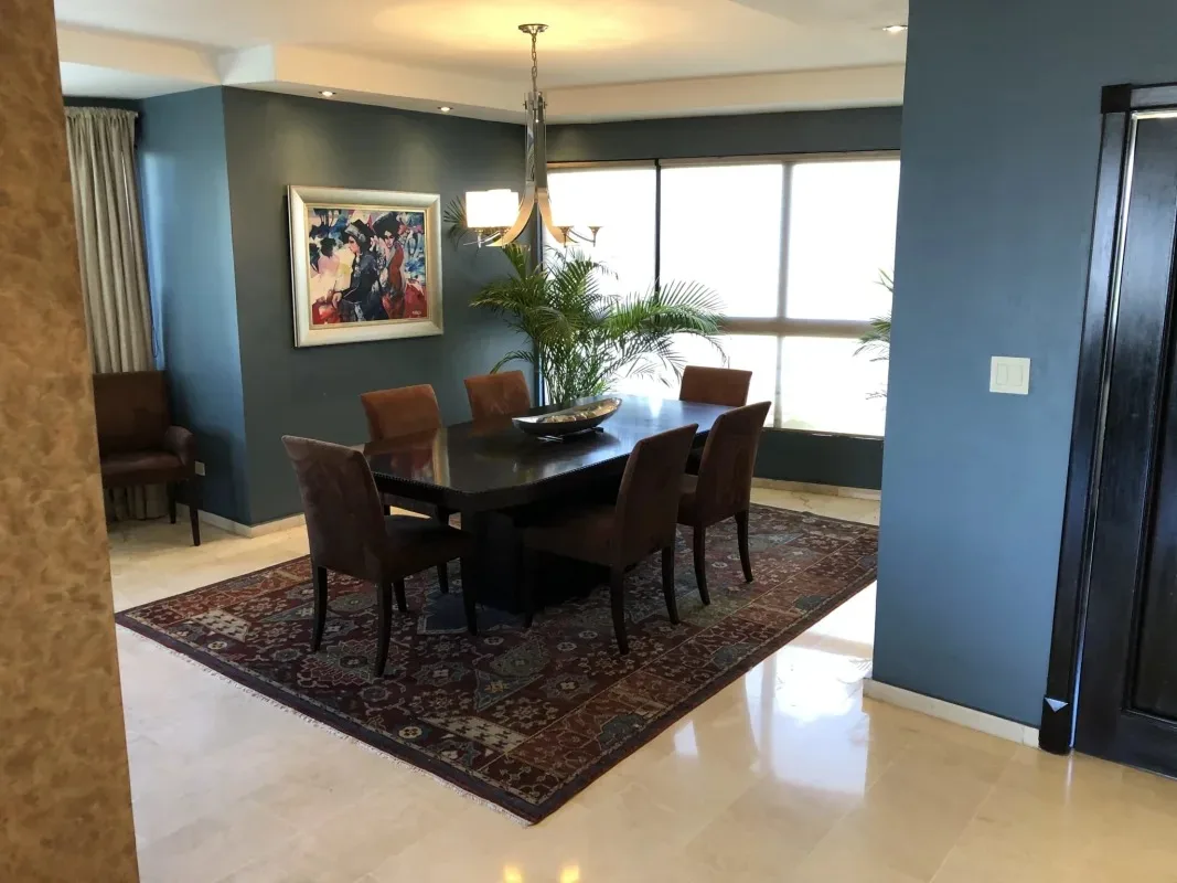 Venta de apartamento en la Cresta en Ciudad de Panamá – 400 m², 3 recámaras – foto 2 de 8