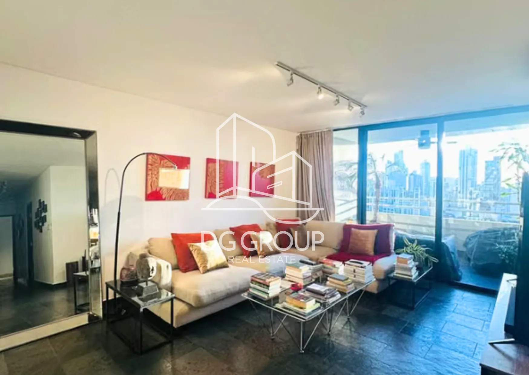 Venta de Apartamento en Obarrio PH Brisas de Obarrio en Bella Vista – 3 recámaras – foto 1 de 8
