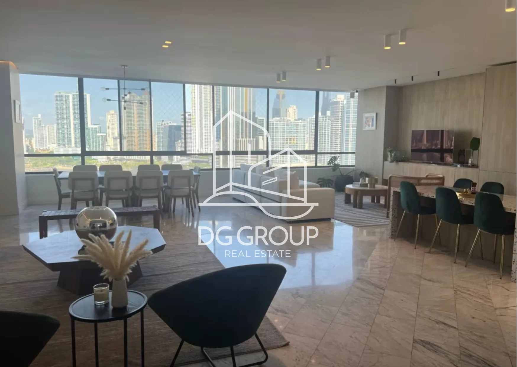 Venta de Apartamento en Paitilla Ph Villa Marina en Ciudad de Panamá – 338 m², 3 recámaras – foto 2 de 8