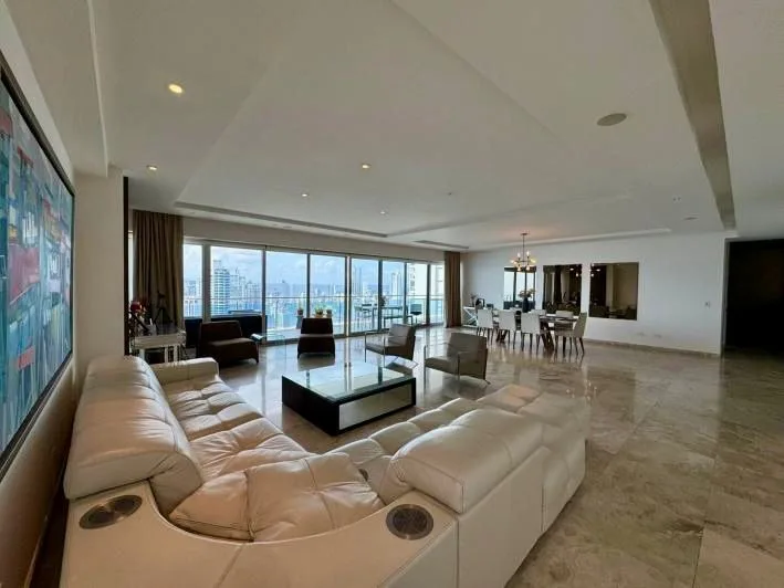 Venta de apartamento en Punta Pacífica PH Aqualina en Ciudad de Panamá – 388 m², 3 recámaras – foto 2 de 8