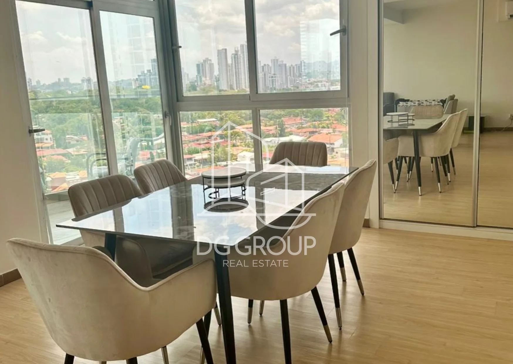 Venta de apartamento en San Francisco PH Quartier Atlapa en Ciudad de Panamá – 120 m², 2 recámaras – foto 3 de 8