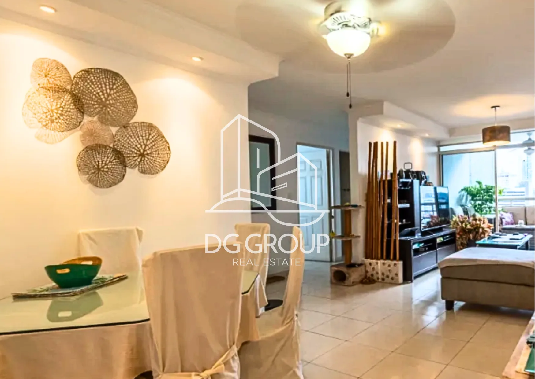 Venta de apartamento en Vía Argentina en El Cangrejo – 120 m², 3 recámaras – foto 1 de 8