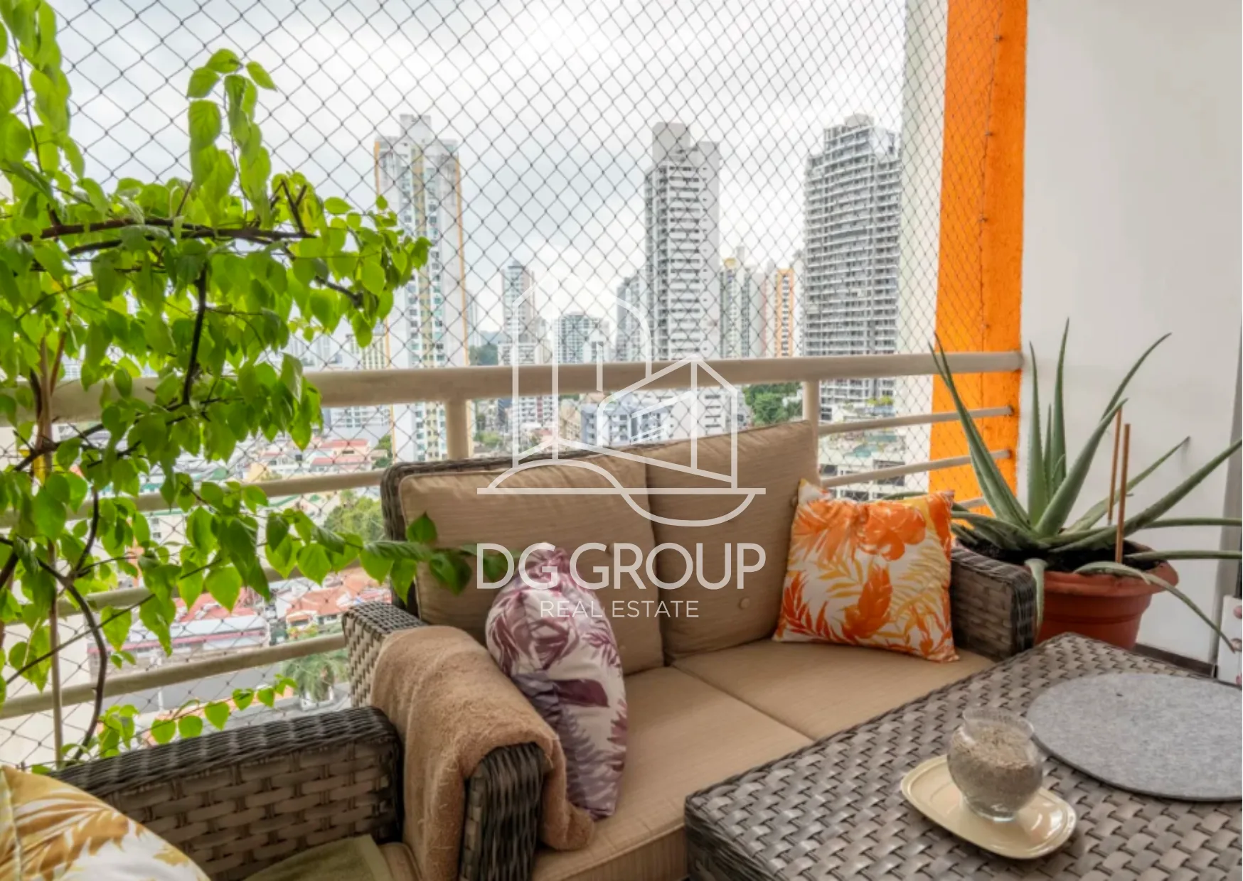Venta de apartamento en Vía Argentina en El Cangrejo – 120 m², 3 recámaras – foto 2 de 8